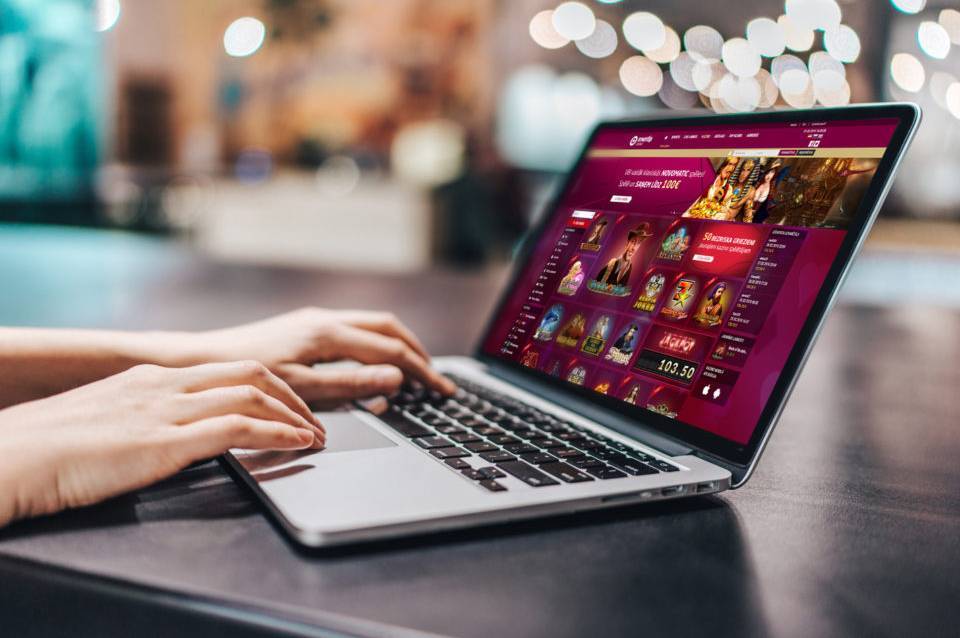 Explore the Best Slot Games That Offer Free Features
